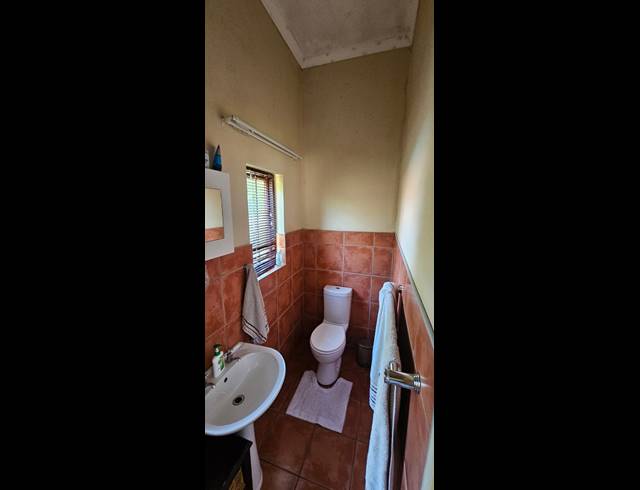 3 BEDROOM FREESTANDING FOR SALE IN CASHAN